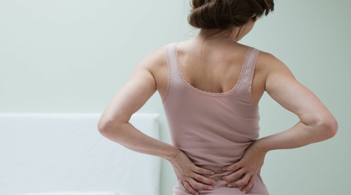 Cách điều trị đau lưng cấp tính đơn giản và hiệu quả